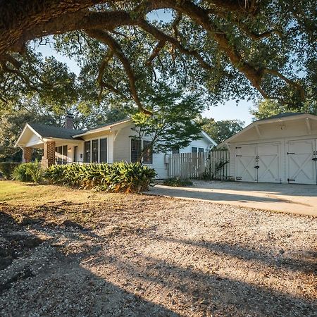 Gulf Coast Craftsman - Cozy, Charming & Central! 格尔夫波特 外观 照片